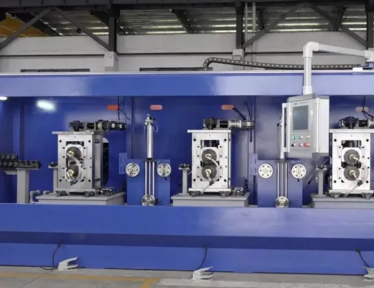 Какви материали се обработват основно от Two High Rolling Machine